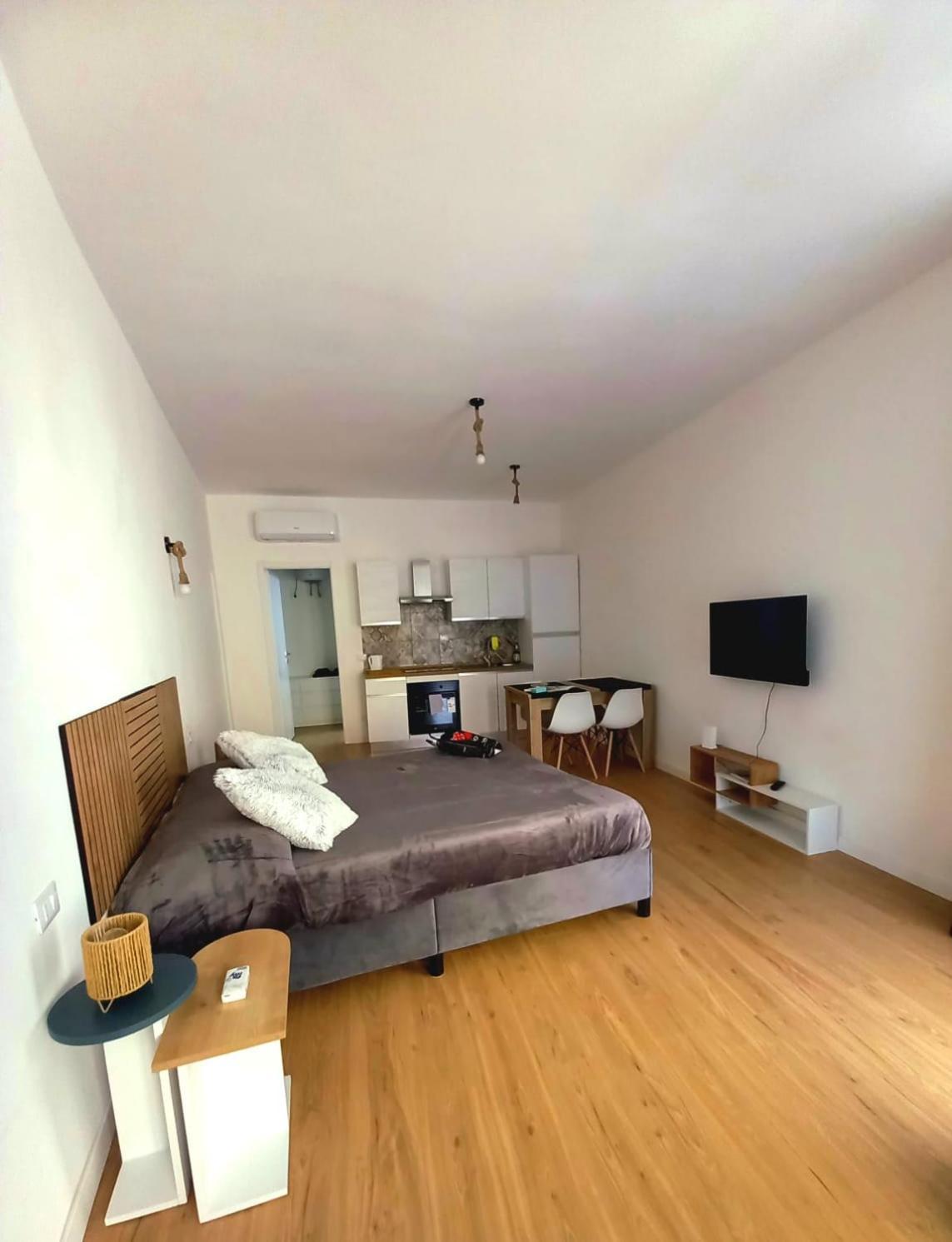 Casa Delle Begonie Apartment Roma Ngoại thất bức ảnh
